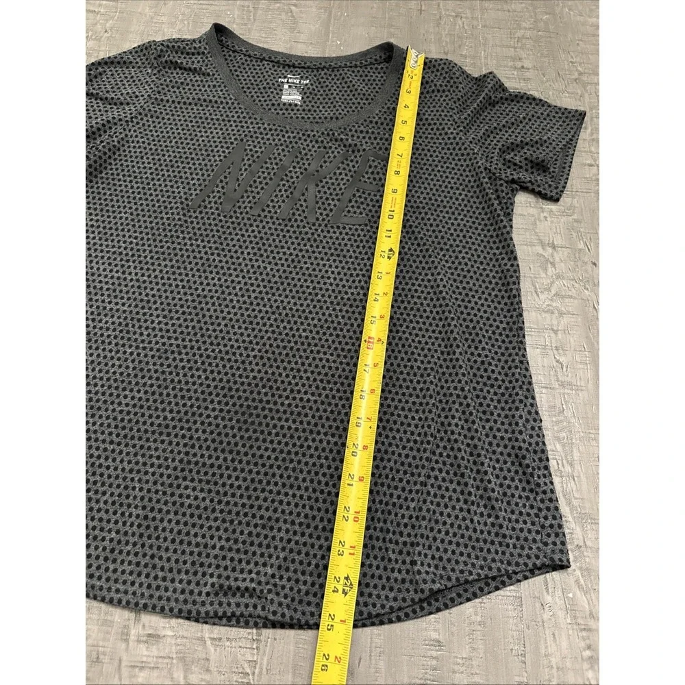 Nike‎ Tee shirt women's Dry fit athletic cut size large black polka dot